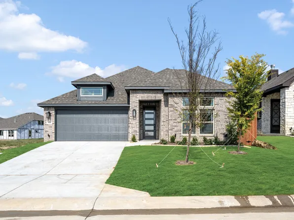 908 River Oaks Dr, Godley, TX 76044