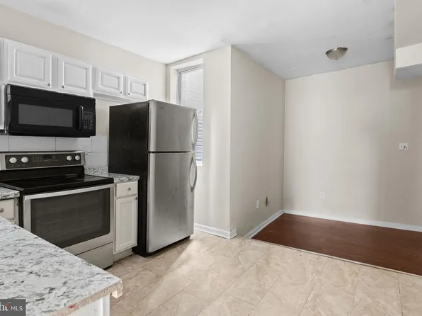2142 N 18th St, Philadelphia, PA 19121