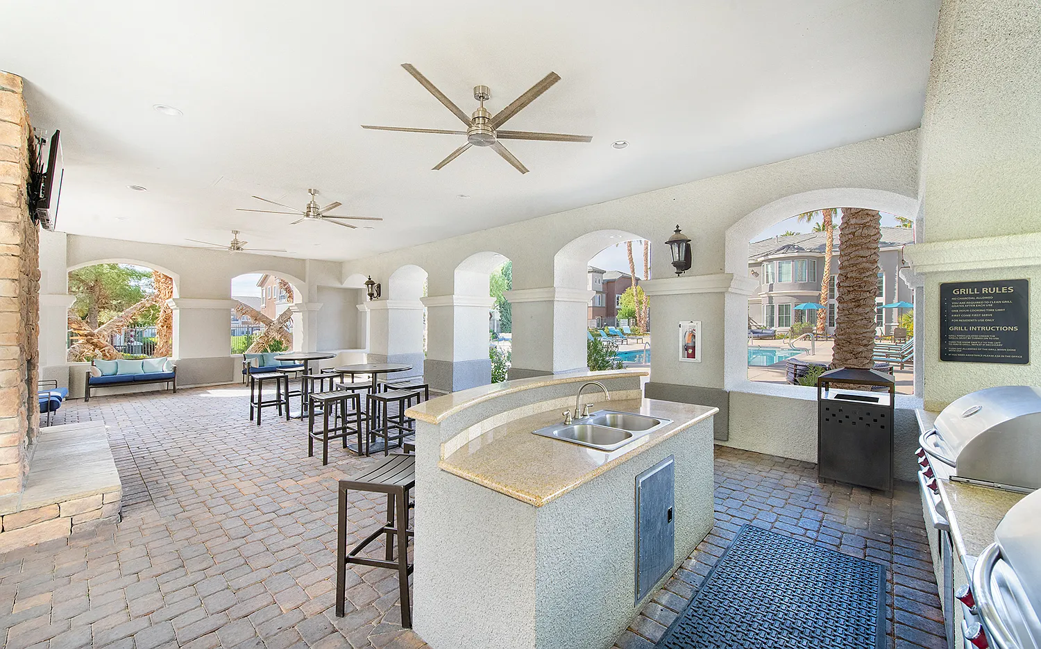 MAA Palm Vista — Photo 1
