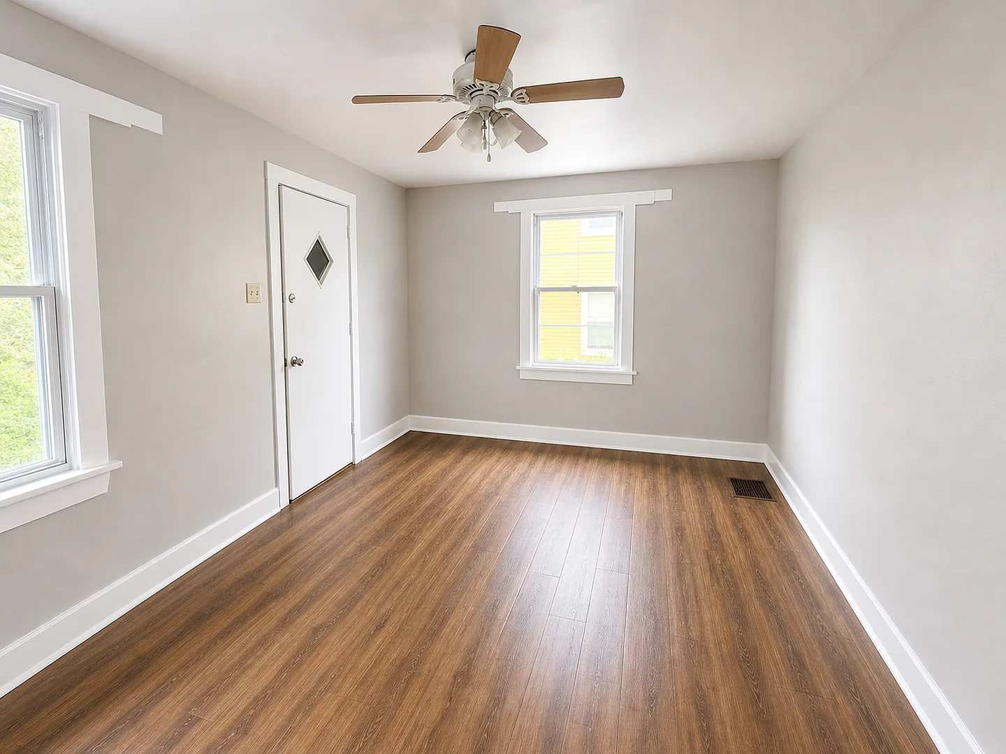 2 bed/1 bath home for rent Clairton, PA — Photo 4