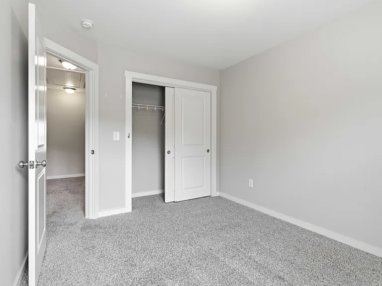 730 Elmbrook Dr — Photo 24