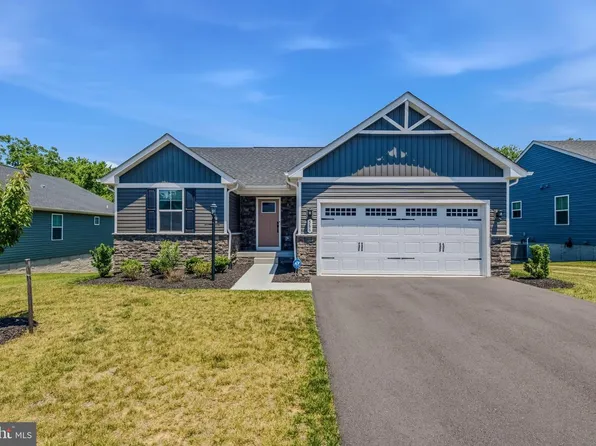 566 Makers Way, Martinsburg, WV 25405