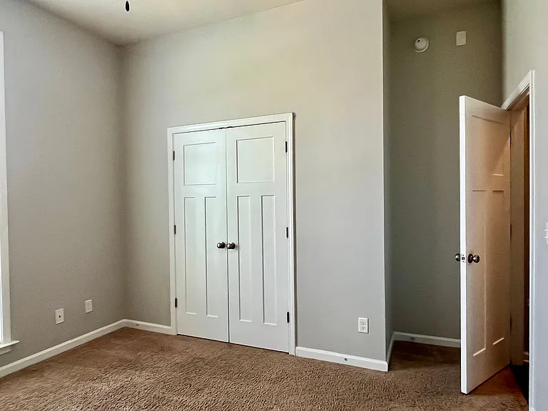 9408 Tillman Ct — Photo 14
