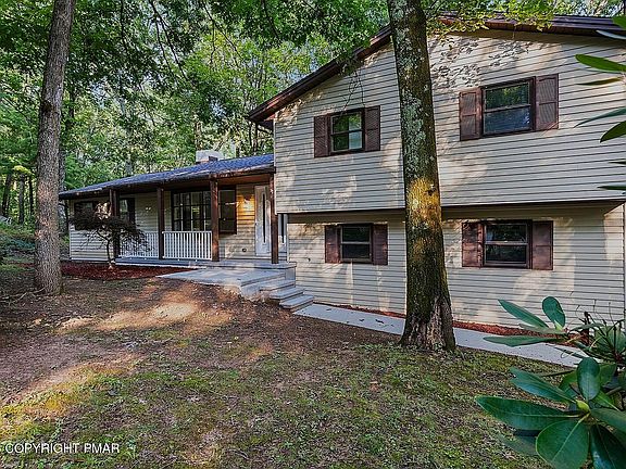 2nd image of 516 Black Oak Dr
