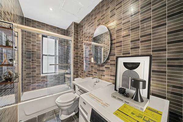 Rented by Vector New York, LLC | media 16