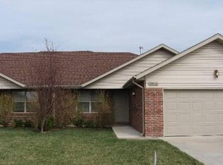 3916 N 16th St, Ozark, MO 65721