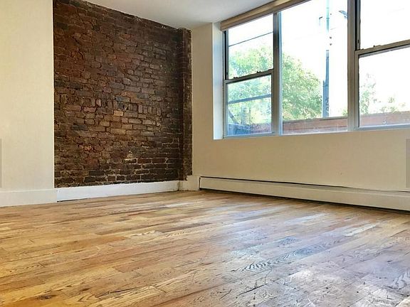 3rd image of 139 Marcus Garvey Blvd APT 1