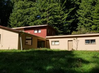 451 Grotzman Rd, Arcata, CA 95521