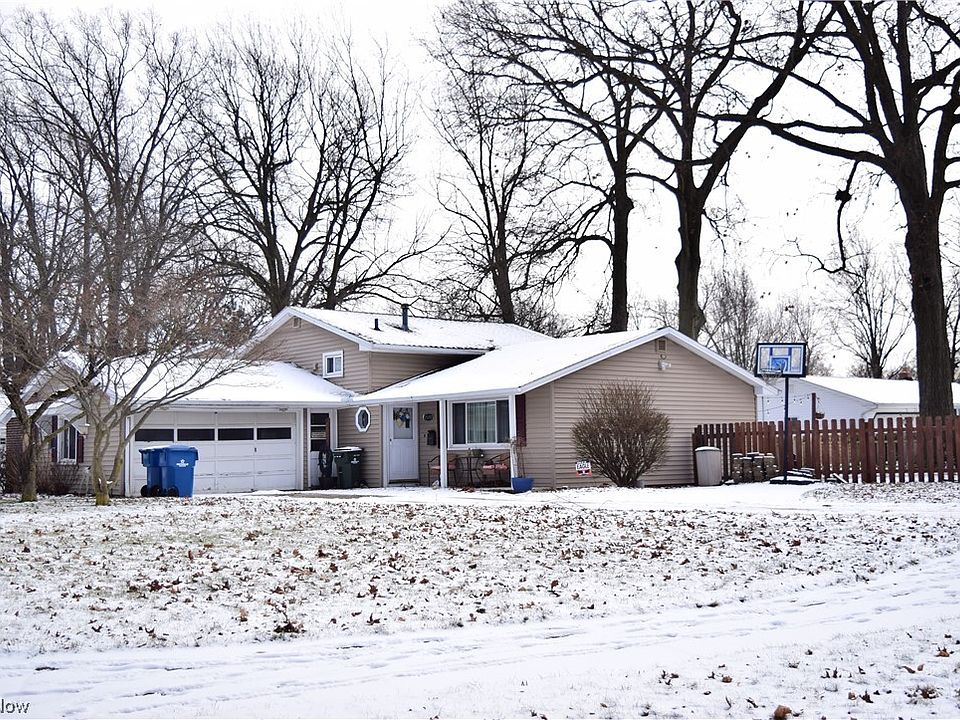 1st image of 25197 Deerfield Dr