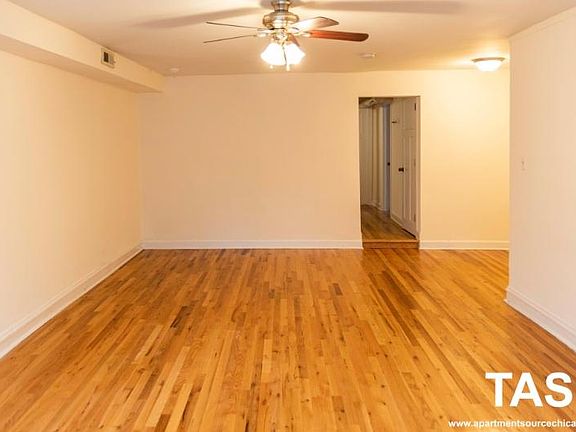 2nd image of 5032 N Wolcott Ave