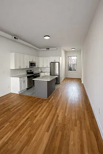 1422 W Girard Ave #B Photo 1