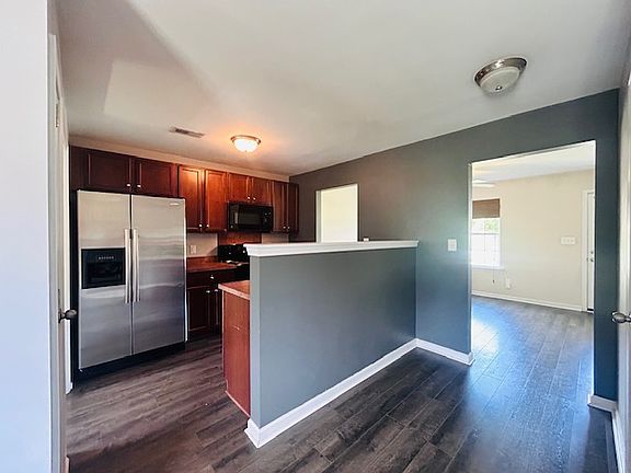 Spacious kitchen with all appliances included