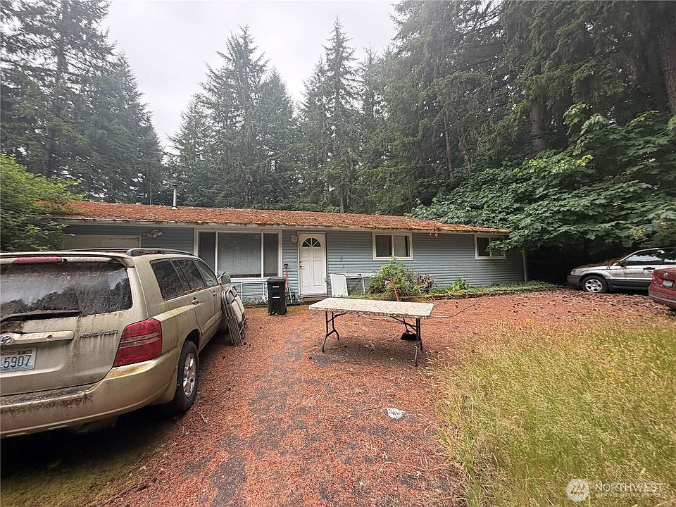 1st image of 7637 Kittiwake Drive SE