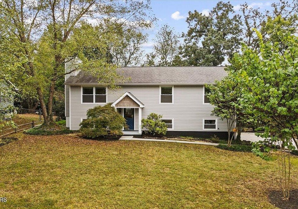 1st image of 10805 Concord Woods Dr