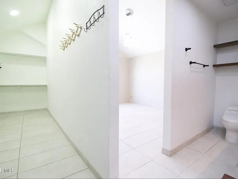 1465 Fito Hernandez St #1 — Photo 17