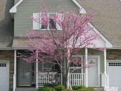 33 Rose Ln, Mount Sinai, NY, 11766