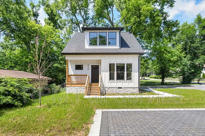 2400 Buchanan St #B