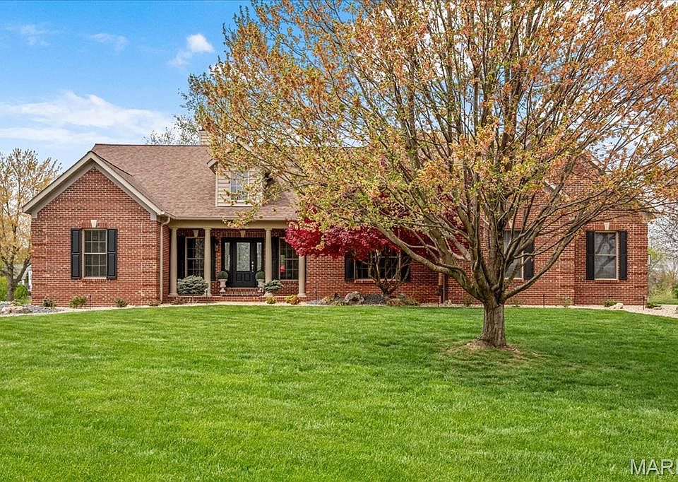 1st image of 119 Prairie Manor Dr