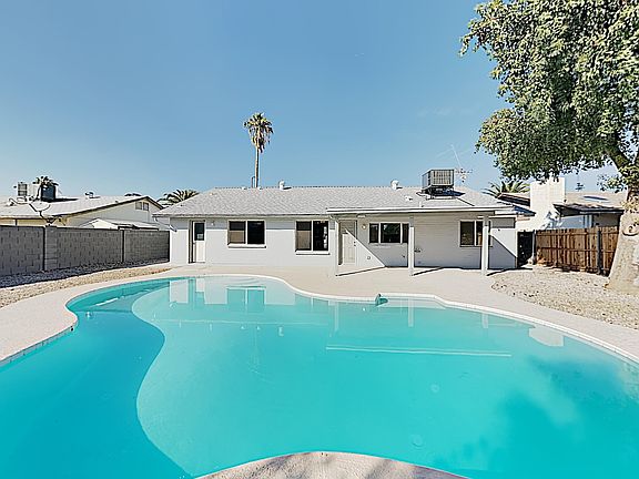 2nd image of 4053 W Sweetwater Ave