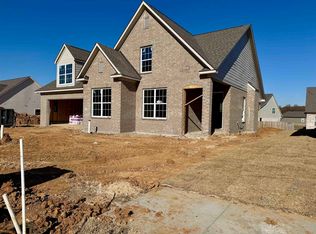 90 Live Oak Cv, Oakland, TN 38060