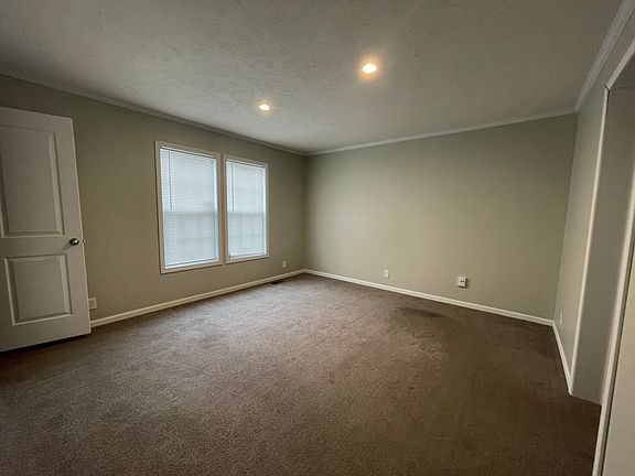 4th image of 1651 Eastwood St #12