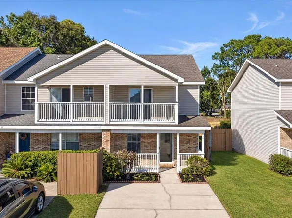 33 Chatelaine Cir SE, Fort Walton Beach, FL 32548