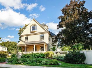 32 Muzzey St, Lexington, MA 02421