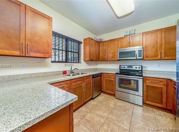 SPOTLESS GEM! ONLY 2 YEARS NEW!  A STEAL AT $309,900!