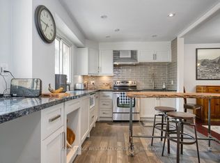 92 29th St #3, Toronto, ON M8W 3B2