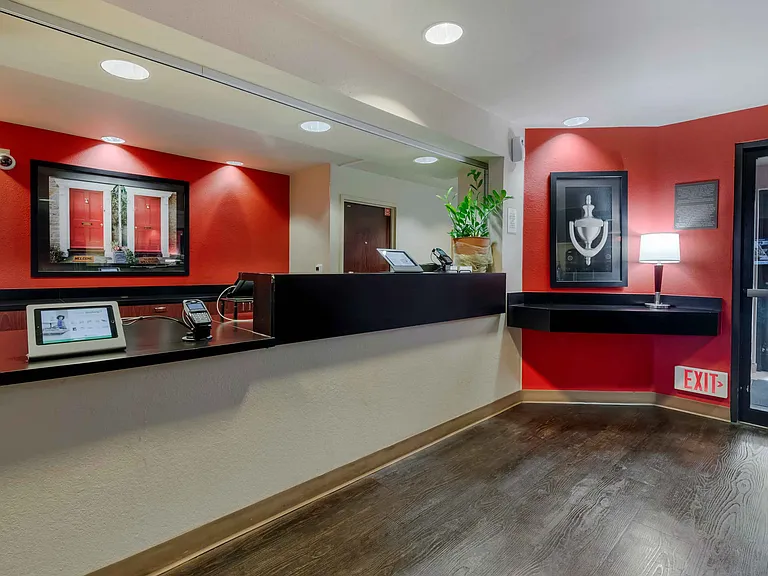 Lobby and Guest Check-in