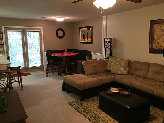 Open floor plan - living room & dining room