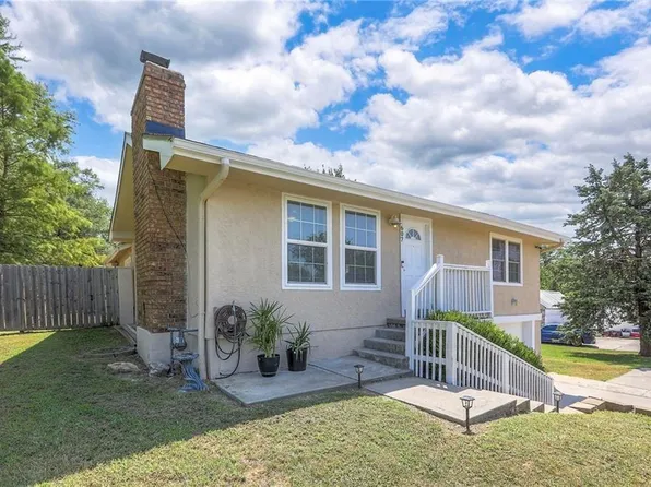 607 S Lacy Rd, Independence, MO 64050