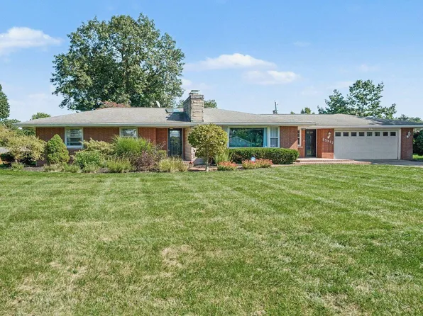 55912 Riverdale Dr, Elkhart, IN 46514