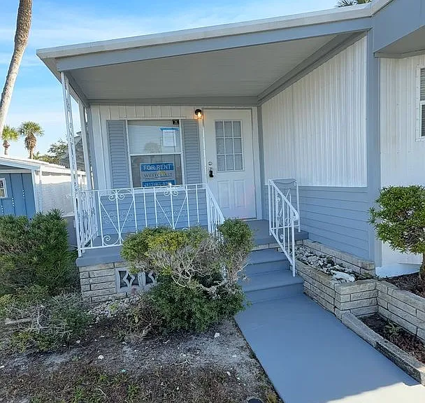 4851 W Gandy Blvd #B7-L27 — Photo 1
