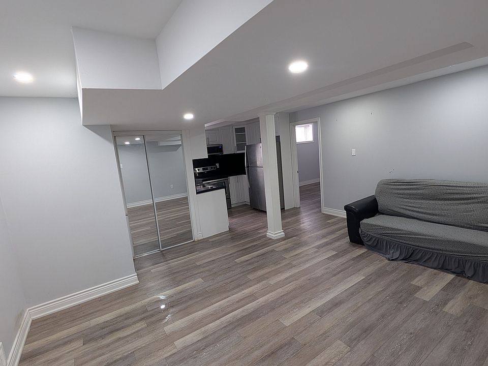 1st image of 2 Trillium Ct #Basement