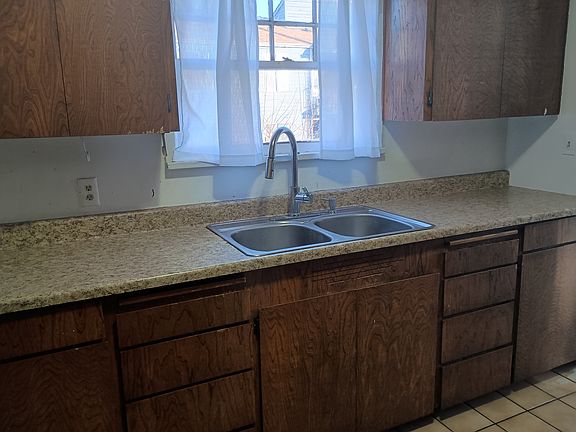 5th image of 12959 SE Powell Blvd