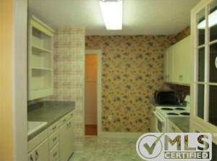204 N Hickory St, Harrison, AR 72601