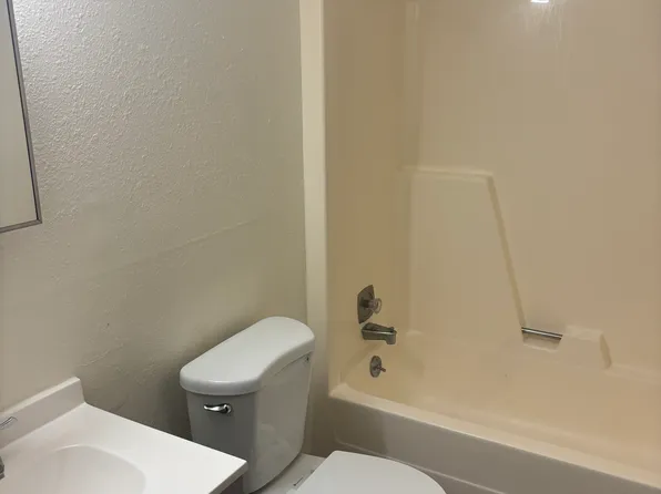 6205 Lakewood Dr W APT 114, University Place, WA 98467