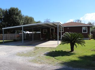 335 Forrest Dr, Bridge City, TX 77611