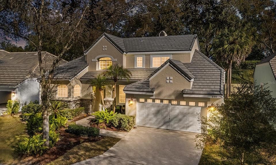 1st image of 220 WIMBLEDON CIRCLE