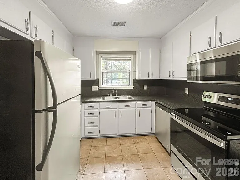 5933 Ruth Dr — Photo 9