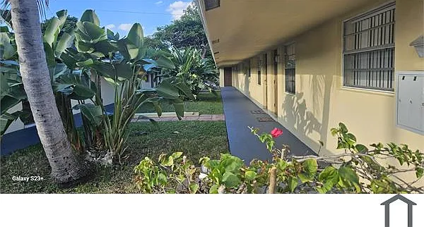 2 bed, 700 sqft, $1,950 — Photo 3