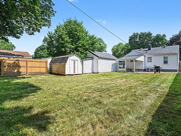 102 E Home Ave — Photo 25