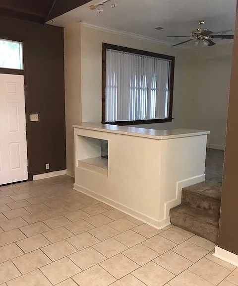 8366 Governor Dr — Photo 16