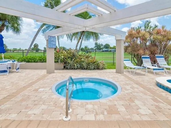 3625 Boca Ciega Dr APT 212, Naples, FL 34112