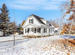 735 E Marshall St, Hastings, MI 49058