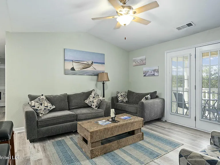 2421 Beachview Dr #H15 — Photo 7
