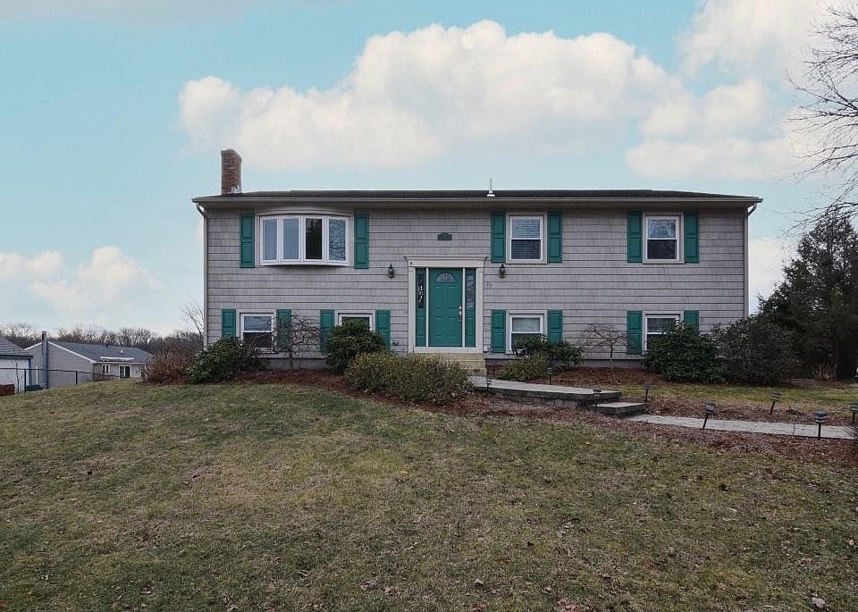1st image of 95 Pinewood Dr