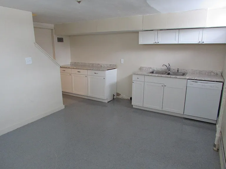 2276 Hiawatha Park Dr — Photo 8