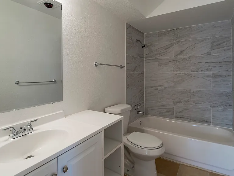 6536 Bronze Leaf Dr — Photo 10